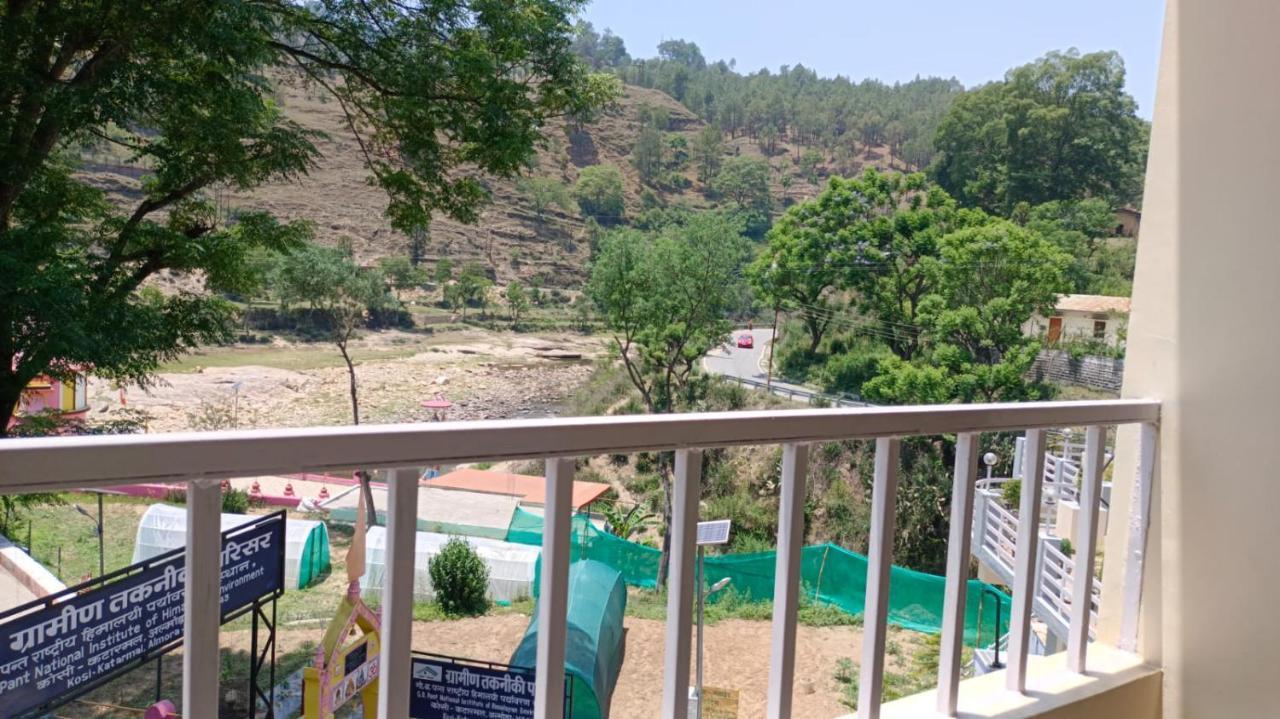 Shivalik River Retreat Алмора Экстерьер фото