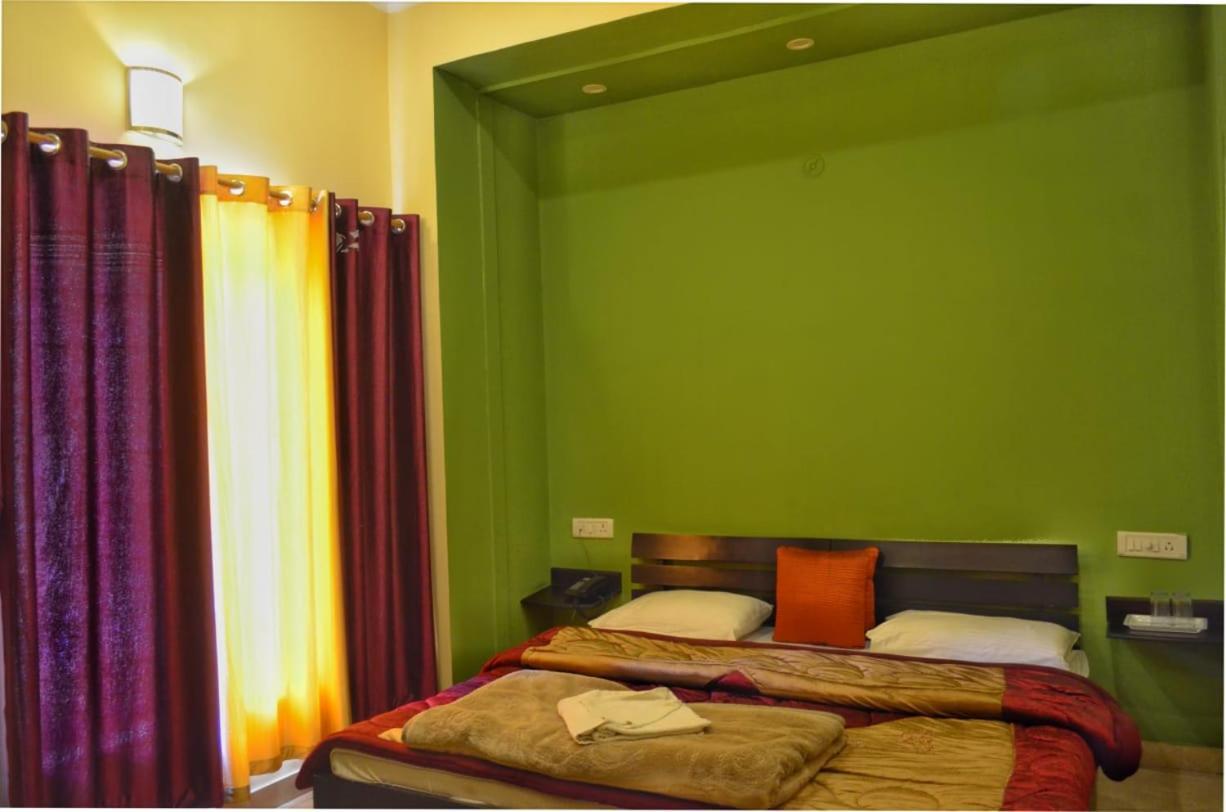 Shivalik River Retreat Алмора Экстерьер фото
