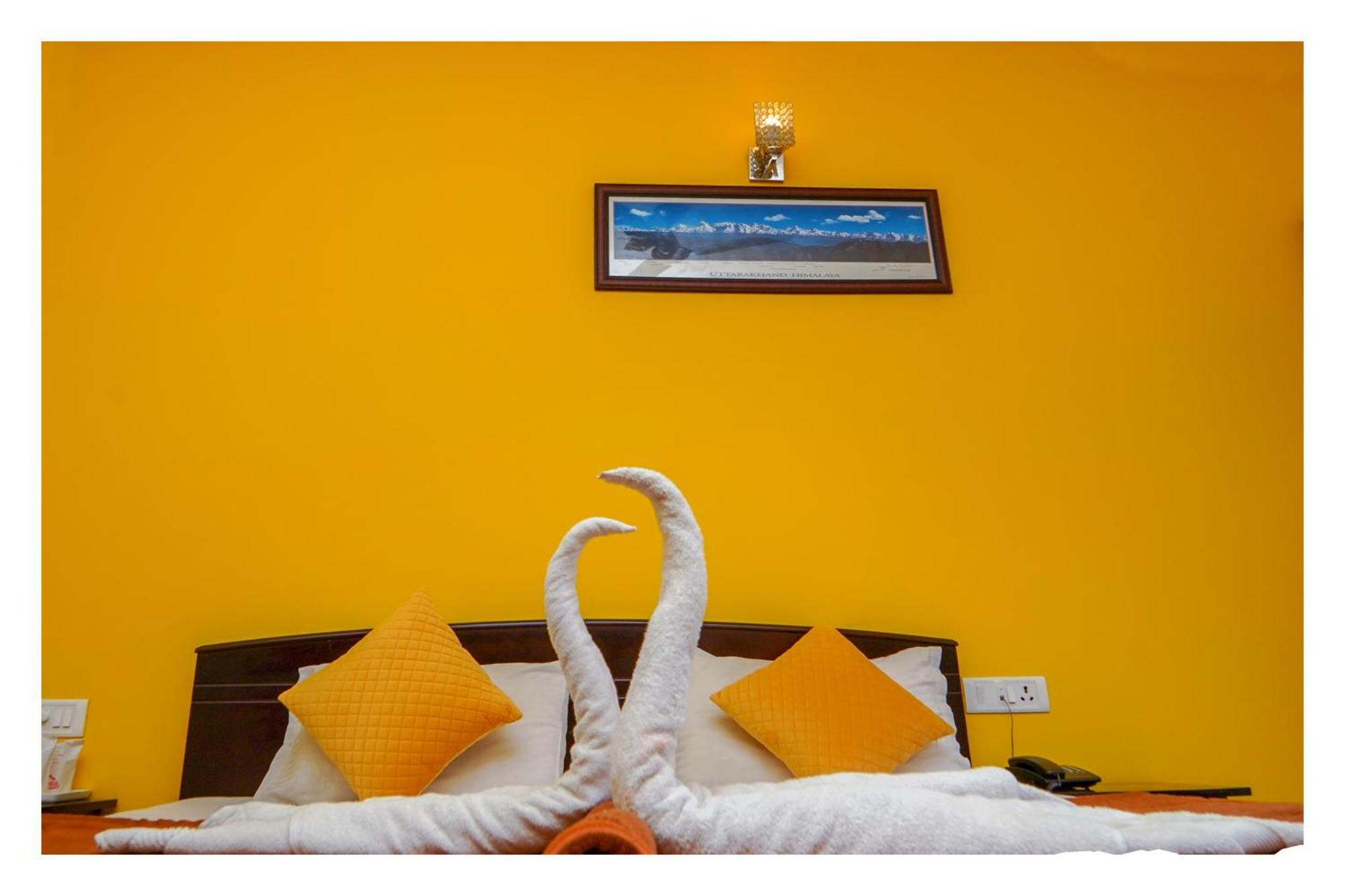 Shivalik River Retreat Алмора Экстерьер фото